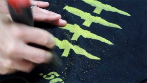 Scraping Painted Fibers With A Putty Knife